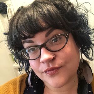 Meet your Posher, Leanne